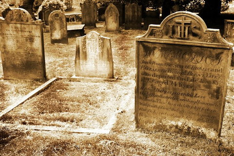 Southport Cemetery Paranormal Activity Tour QUEENSLAND - Great Ocean Road Tourism 0