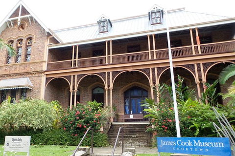 Cairns To Cooktown 4WD Tour - Great Ocean Road Tourism 1