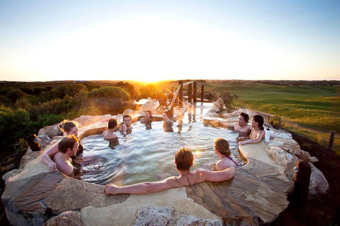 Peninsula Hot Springs Tour With Restaurant Lunch & Gondola Ride - Great Ocean Road Tourism 4