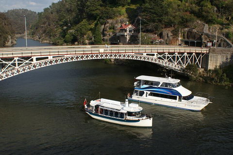 Cataract Gorge Cruise 11:30 Am - Great Ocean Road Tourism 1