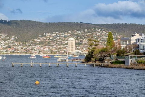 Derwent River Historic Harbour Cruise From Hobart - Great Ocean Road Tourism 5